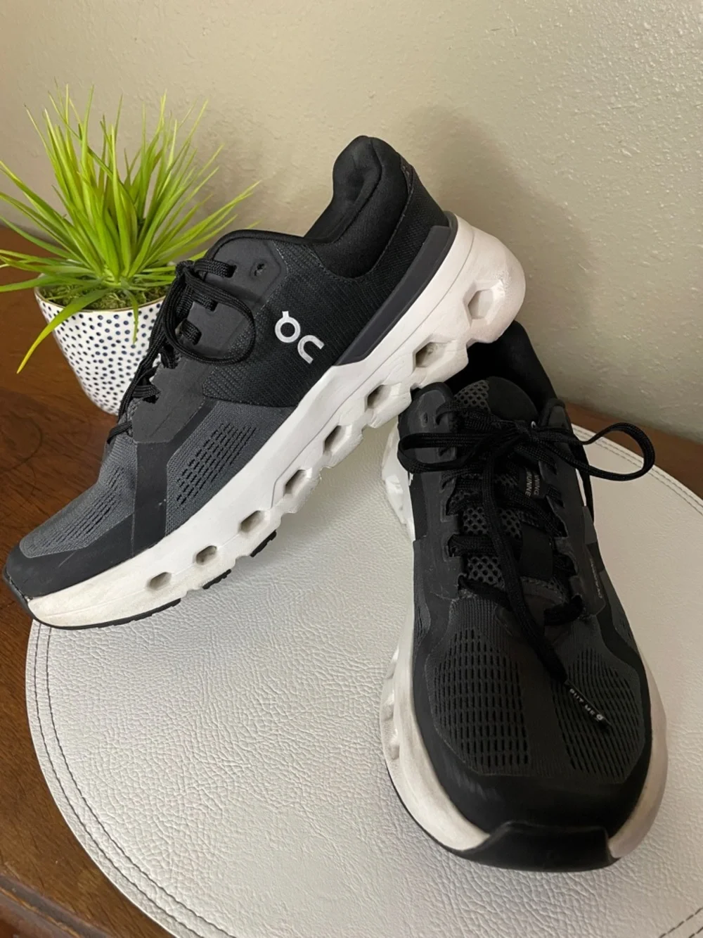 On Cloud - CloudRunner- Black, White and Charcoal Gray Women's Athletic Shoes - Picture 10 of 10